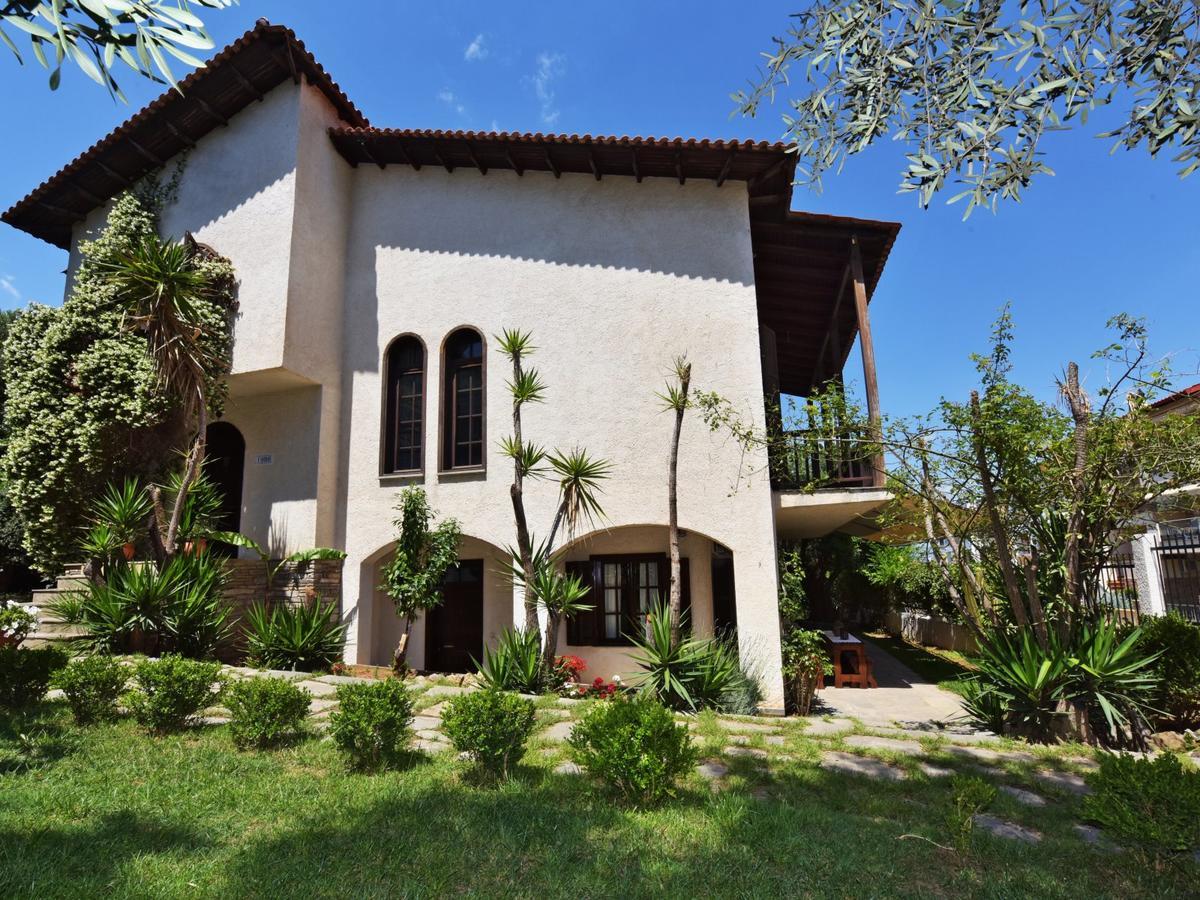 Hostal Ares Garden House - Nea Moudania Halkidiki Exterior foto