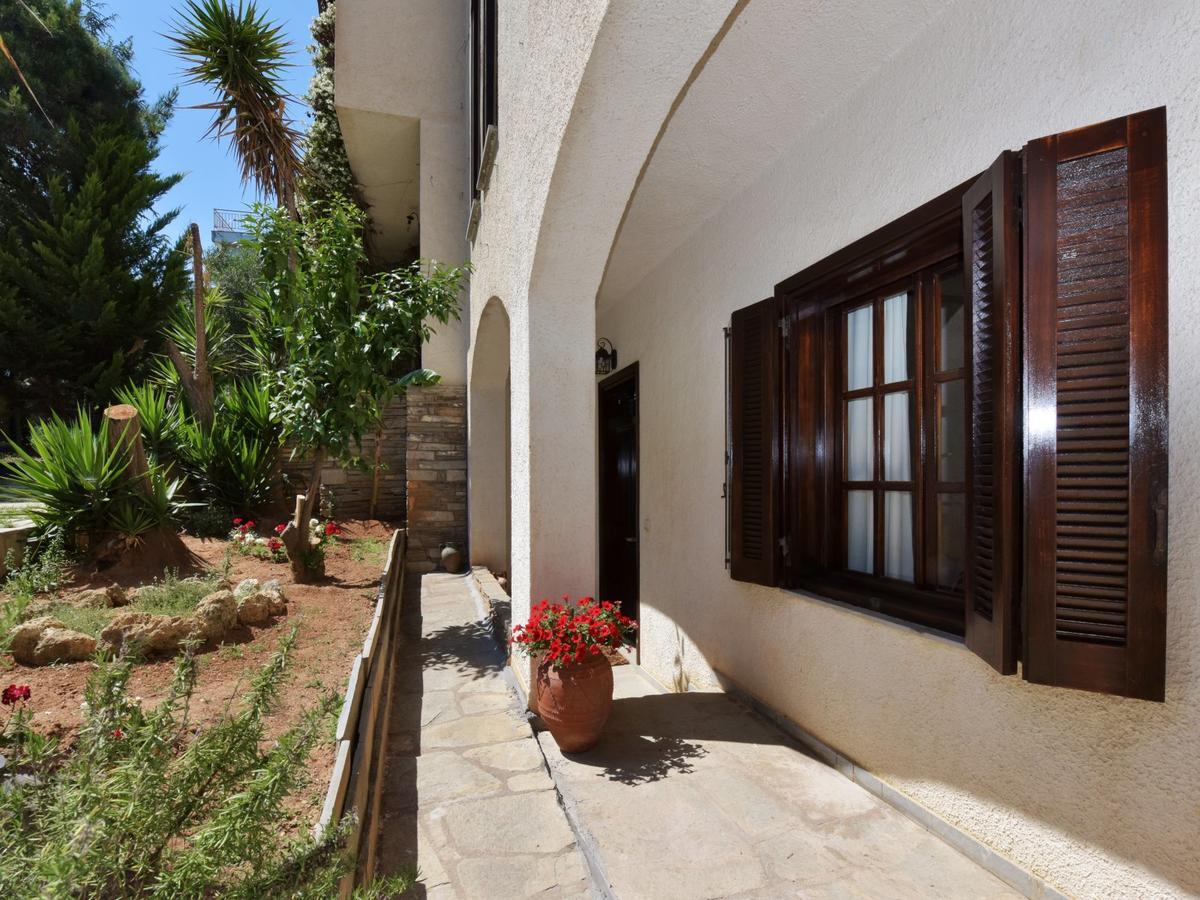 Hostal Ares Garden House - Nea Moudania Halkidiki Exterior foto