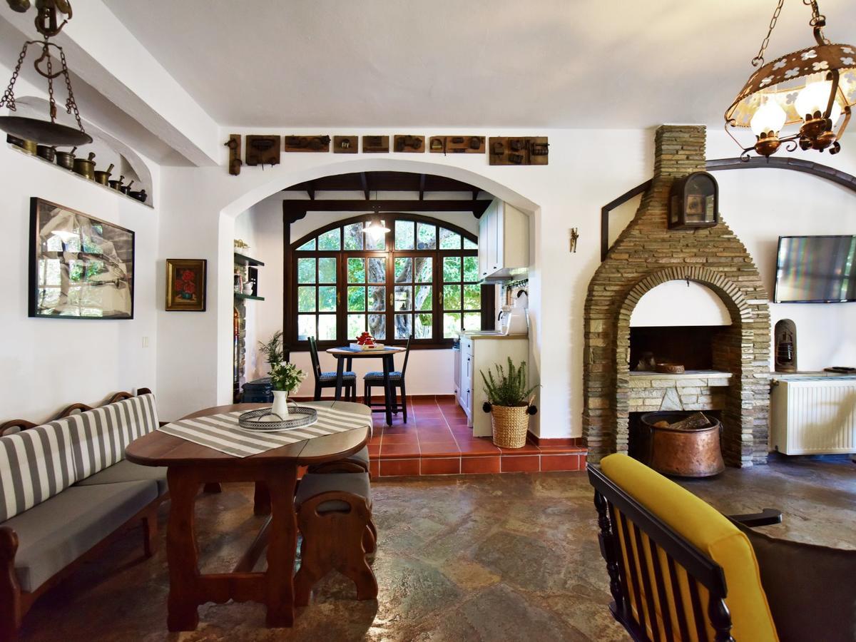 Hostal Ares Garden House - Nea Moudania Halkidiki Exterior foto